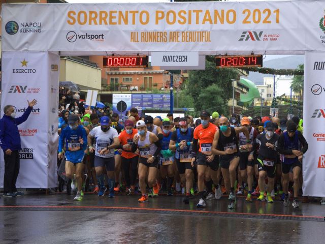 Sorrento Positano: vince il sorrentino d’origine Luca Gargiulo,  tripletta e record per Noora Honkala