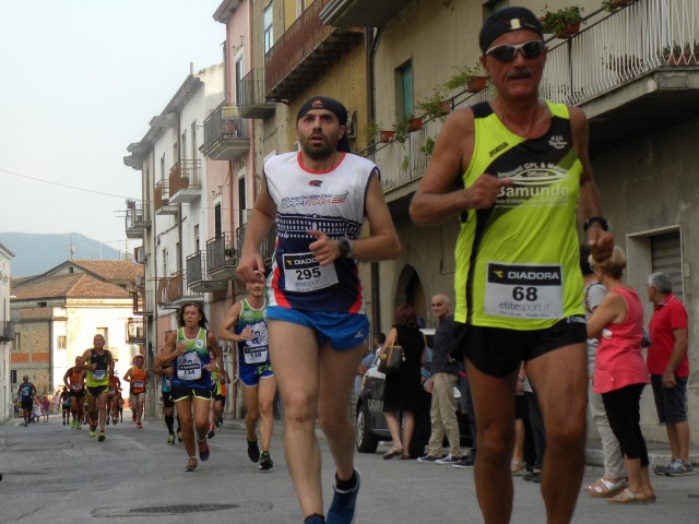 La 10Km a Dugenta: boom di pubblico e partecipanti