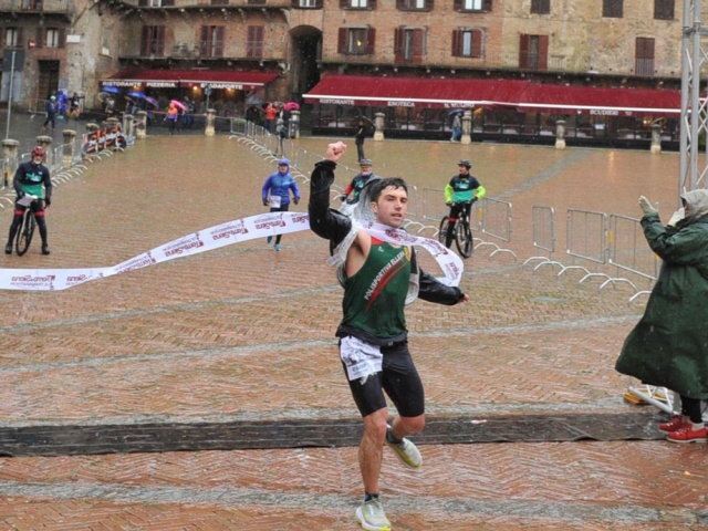 In mille per il decimo compleanno di Terre di Siena Ultramarathon