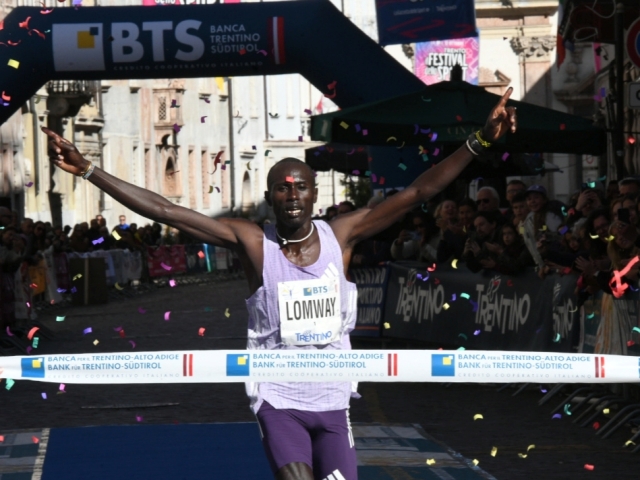 Il keniano Lomway e l’etiope Tesfaye sul podio della Trento Half Marathon dei record 