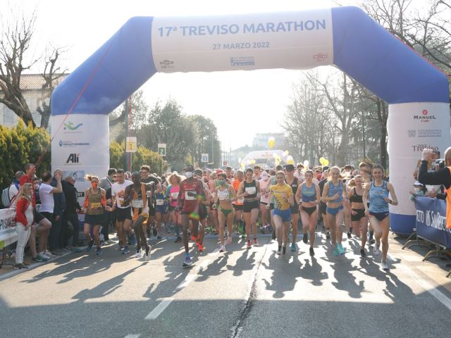 Simon Kamau Njeri e Denise Tappatà vincono la 17^ Treviso Marathon