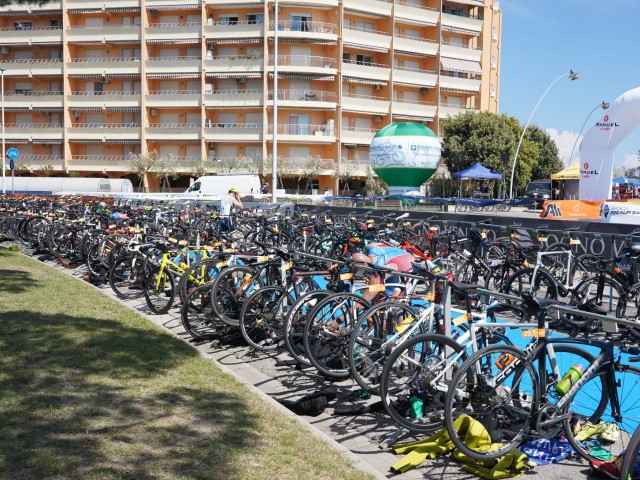 Caorle, non solo giovani e campioni internazionali: domenica 14 maggio il Triathlon Sprint Gold
