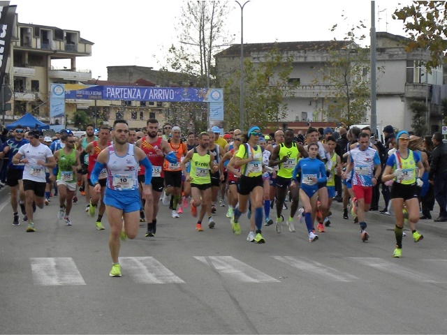 XXXVI Trofeo della Befana: Giovannelli e Palomba festeggiati nel folklore podistico della vecchietta volante