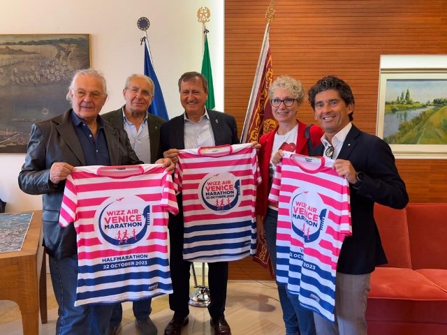 Il sindaco di Venezia Luigi Brugnaro incontra Venicemarathon