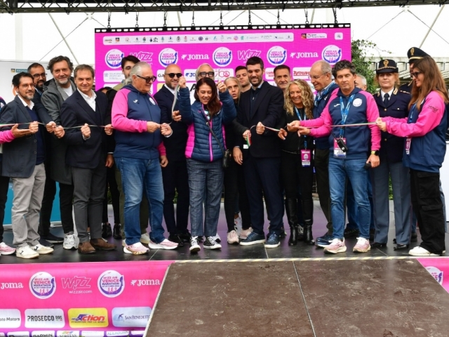 Inaugurato il 33^ Exposport Venicemarathon Village! 