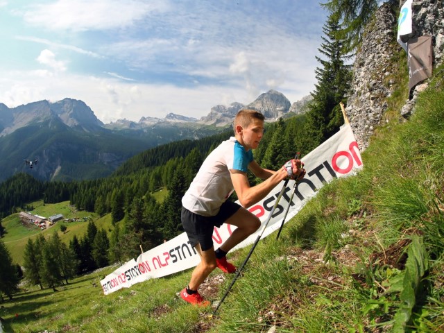 Davide Magnini griffa anche il Vertical Tovel