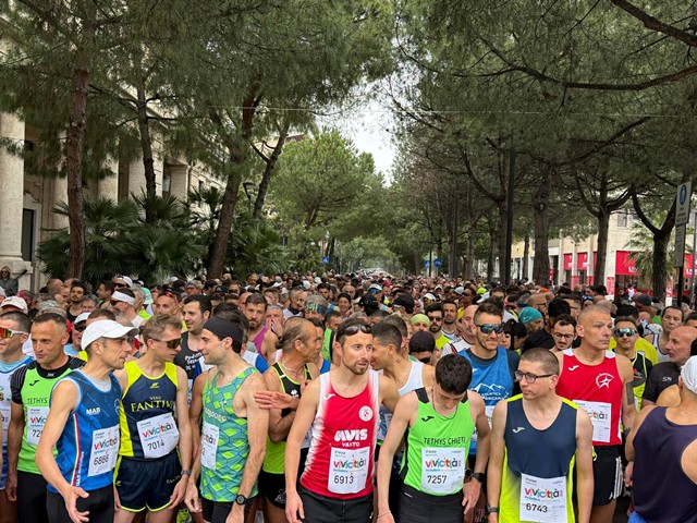 A Pescara la 42ª edizione di Vivicittà: oltre 1.200 partecipanti e una città in festa tra sport, inclusione e pace
