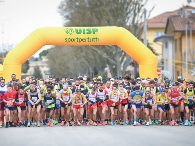 Domenica si corre Vivicittà: 34 città al via, ecco i migliori atleti in gara