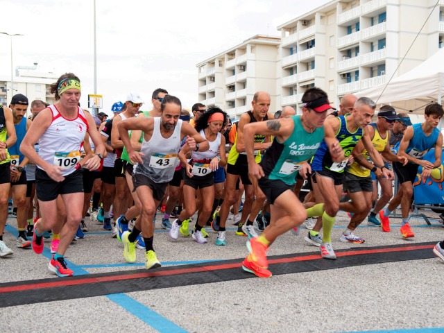 Bibione, un mare di sport con la Ten Miles e la Corsa delle Rose