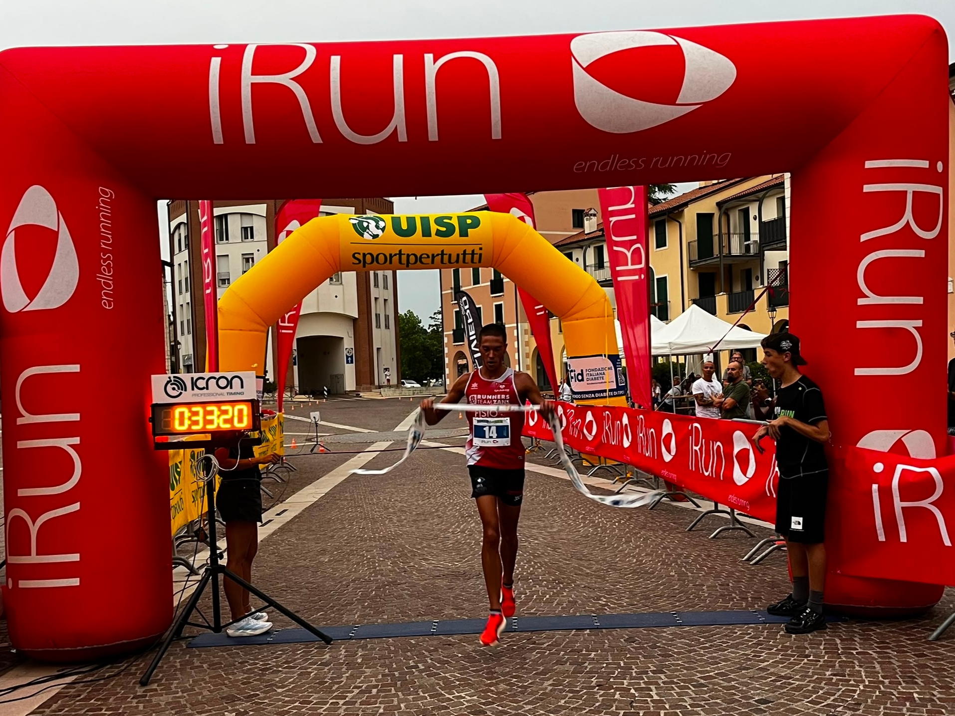 Cadono i campioni uscenti alla Fimon Lake Run