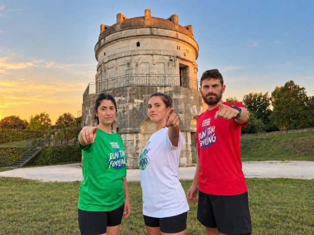 "Run the feeling": il tricolore per le T-shirt ufficiali della Maratona di Ravenna 2026