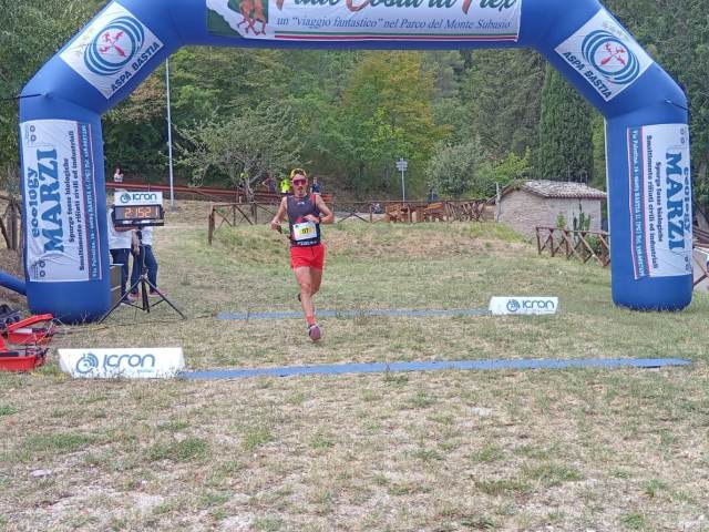 Del Longo, un fulmine al Trail Costa di Trex