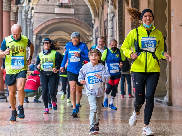 Domenica 5 Marzo 2023, durante la Maratona, si corre la  Tecnocasa Bologna City Run di 5 Km