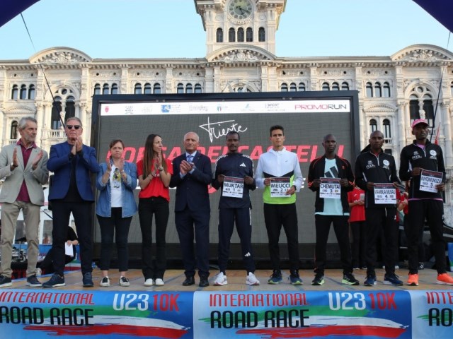Presentate in piazza Unità d’Italia la 1st International Road Race Running Match u.23 10k  e la 7^ Joma Corsa dei Castelli di Trieste