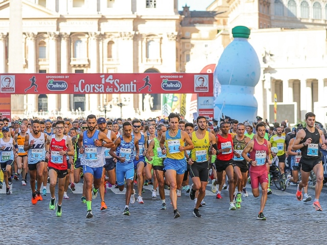 Domani 1° Novembre, a Roma la 15° Edizione della Corsa dei Santi, la 10 Km con partenza e arrivo in Piazza San Pietro