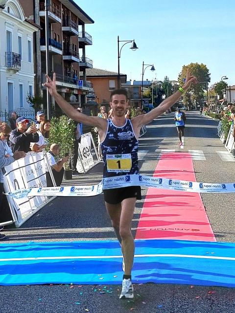 Maratonina di San Biagio con l'azzurro Bamoussa