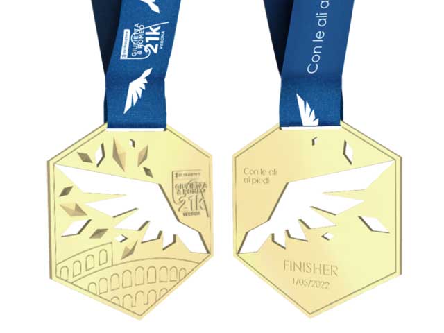 La medaglia Dermasphere Giulietta&Romeo Half Marathon: “Con le ali ai piedi come Mercurio, dio della velocità”