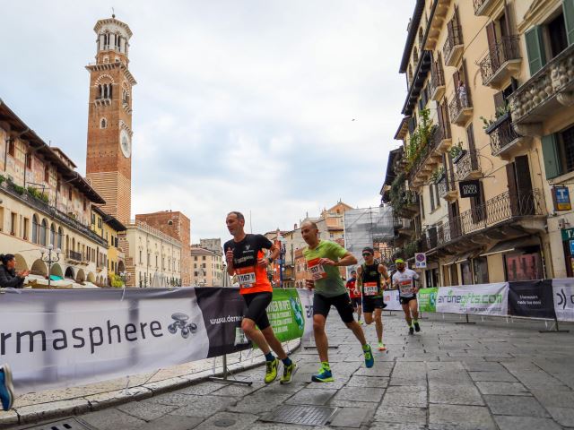 Romeo&Giulietta Run Half Marathon 21k, il percorso che incanta tra l’Adige e l’arte