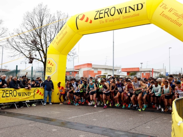 Ai keniani Wisley Yego e Vivian Kosgei la Zero Wind Romeo&Giulietta Run Half Marathon 21k