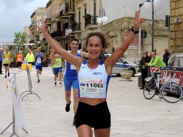 Strepitoso successo del 1° Memorial Podistico Antonella Pomilia oltre duecento atleti tutti di corsa per la prevenzione oncologica