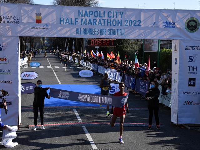Yeman Crippa, storico record italiano alla Napoli City Half Marathon