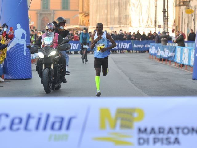 Forti emozioni sotto la Torre Pendente: 18 Dicembre torna la XXIII Cetilar Maratona di Pisa
