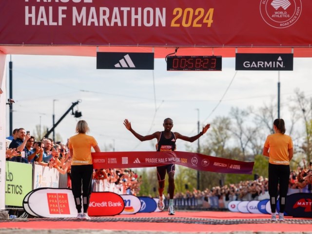 Mezza maratona di Praga, vittoria con record di gara  per il campione keniano Sawe