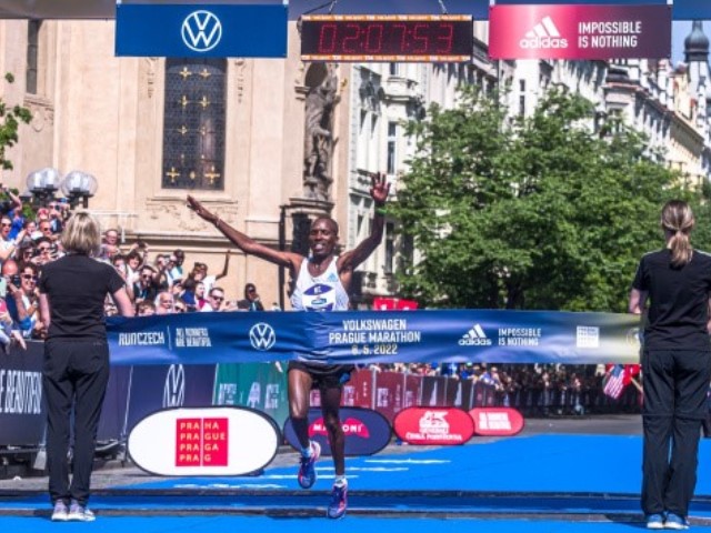 Volkswagen Prague Marathon, vince il keniano Kigen "The King"