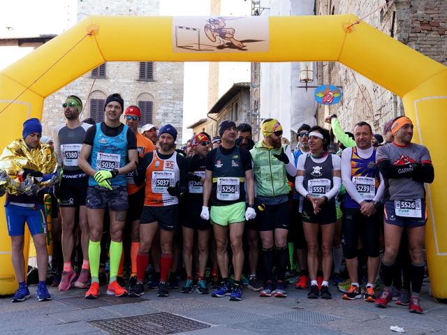 Terre di Siena Ultramarathon: medaglia e percorso di un’affascinante gara