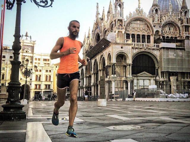 Leo Di Angilla alla 34^ Huawei Venicemarathon per correrla, viverla e raccontarla in un libro