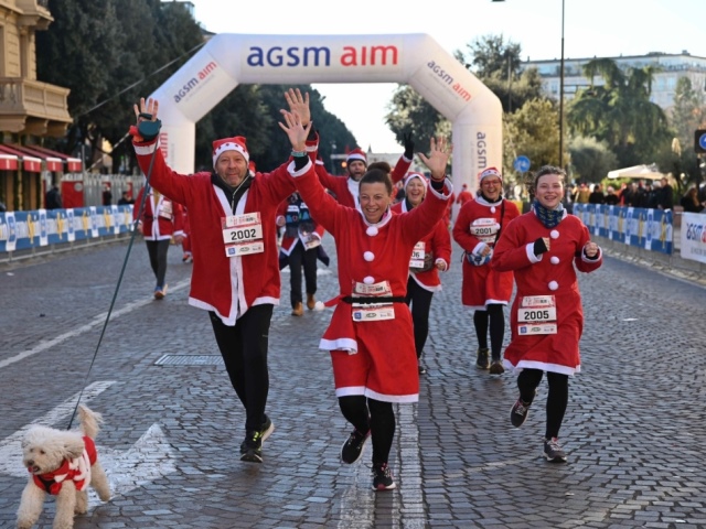 Che festa la AGSM AIM Verona Christmas Run